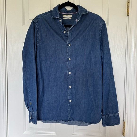 Mens Mango Denim Chambray Blue Button Down Shirt Size Small - Picture 1 of 6